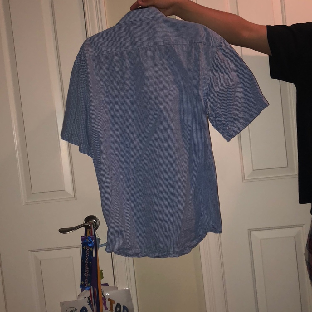 Button down - Picture 2 of 2